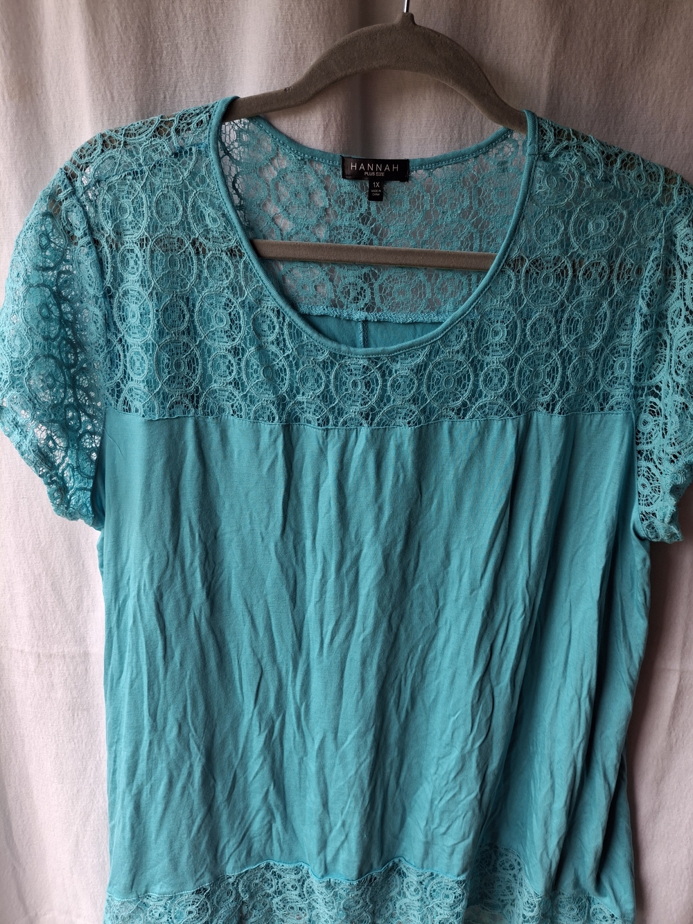 Hannah Turquoise Lace Yoke & Hem Short Sleeve Tee